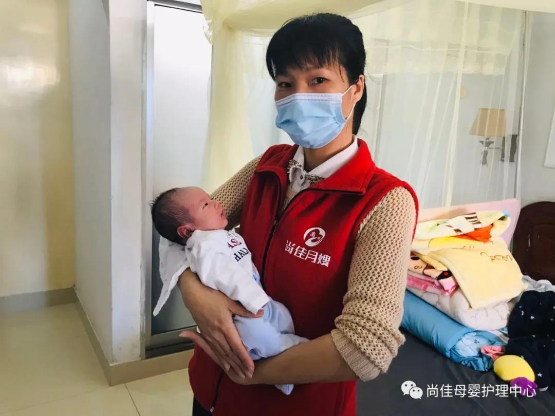 尚佳專業(yè)月嫂丨預(yù)防丨乳腺炎，怎么辦？