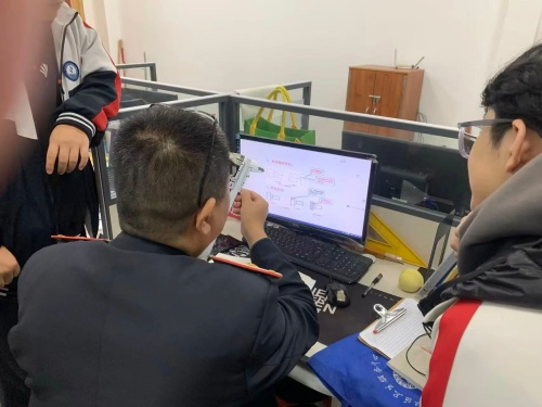 石家莊東華鐵路學(xué)校有計(jì)算機(jī)專業(yè)嗎？