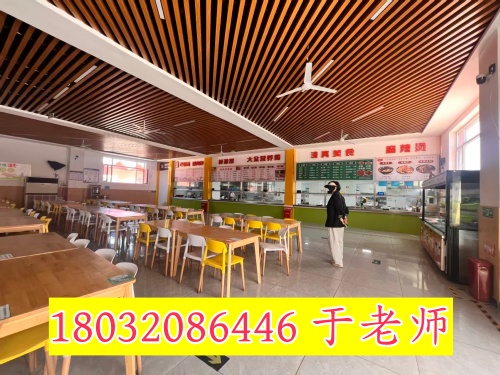 河北同仁醫(yī)學(xué)中等專業(yè)學(xué)校的學(xué)生每月吃飯多少錢？