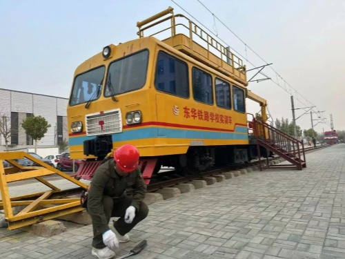 內(nèi)燃機(jī)車司機(jī)是不是不好找工作？