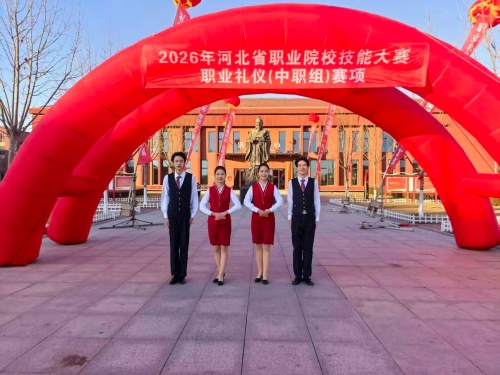 初三女生適合學(xué)什么？石家莊東華鐵路學(xué)校鐵道運(yùn)輸服務(wù)專業(yè)好就業(yè)