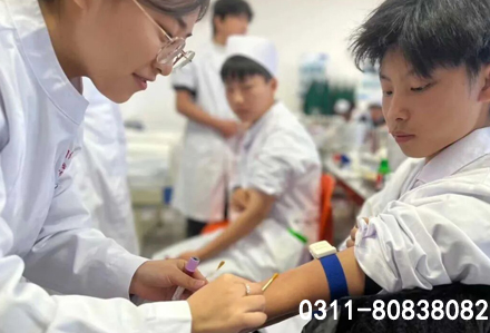 河北同仁醫(yī)學中等專業(yè)學校地址在哪？